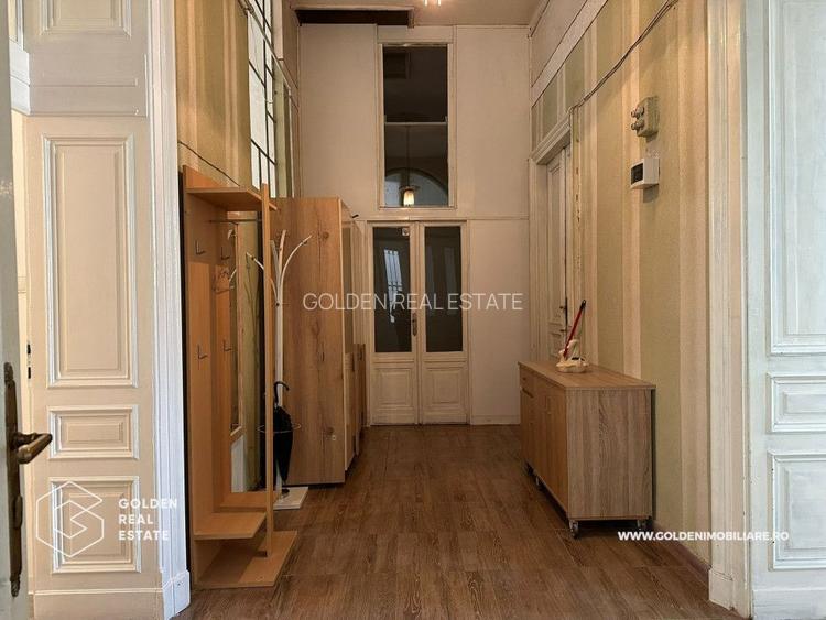 Spatiu birou, Bulevardul Revolutiei, Palatul Cenad, etaj 1 - 2