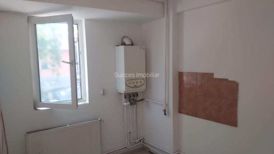 mihai bravu-metrou,et1 in vila,2 cam,85 mp.centrala proprie,,nemobilat,500 euro - 3