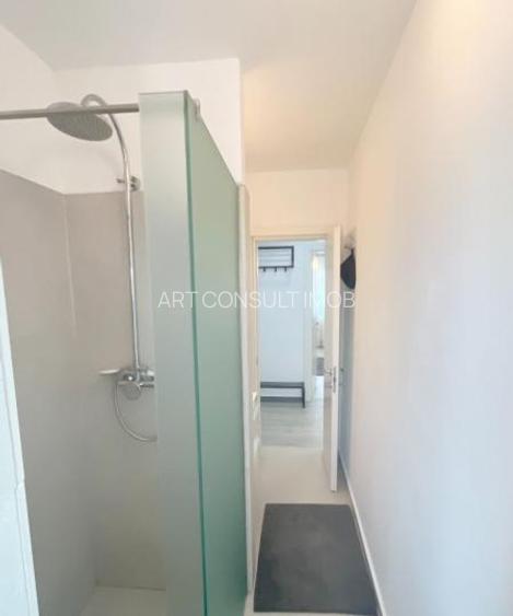 Decebal | 3 Camere | Decomandat | Lux | 9/9 - 9