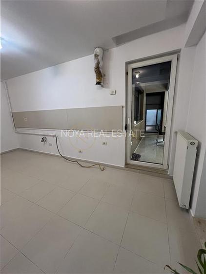 Apartament de 3 camere de vanzare in zona Herastrau la 1 min de parc - 10