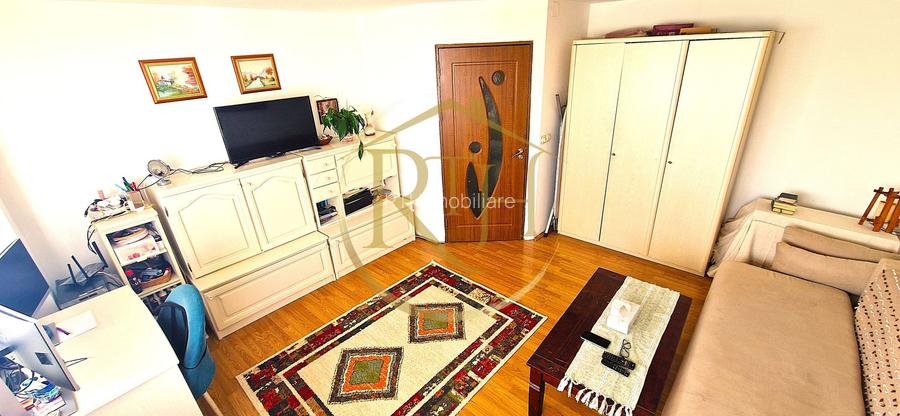 Vand apartament 2 camere,zona linistita cu mult spatiu verde ,0 Comision - 3