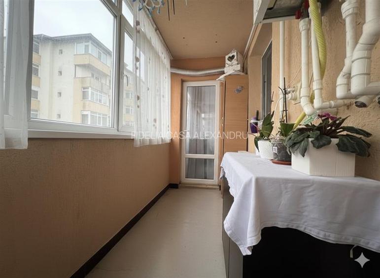 Apartament decomandat cu 2 camere de vanzare in capăt Cug-Ideal Residence - 5