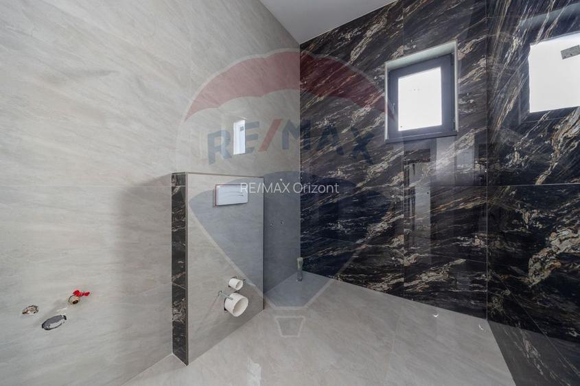 Casă spațioasă de vânzare | 4 camere | 120 mp util - 500 mp teren - 20