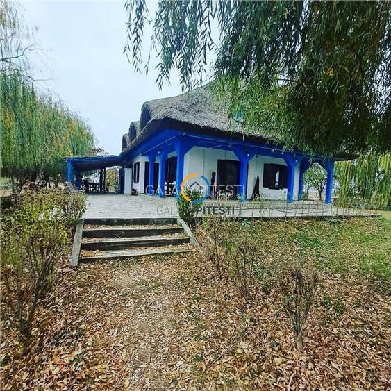 Casa traditionala   Pensiune  P+1, 9 camere, judet Tulcea, localitatea Partizani - 2