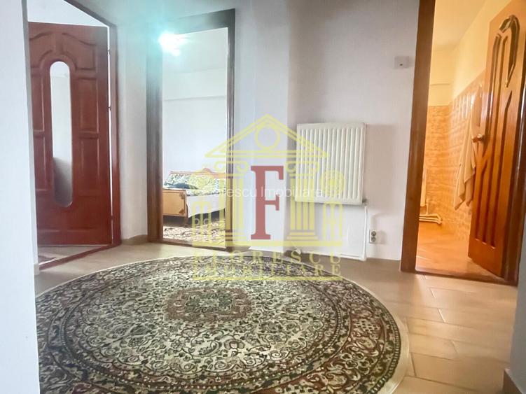 Apartament cu 4 camere! Pacurari! - 4