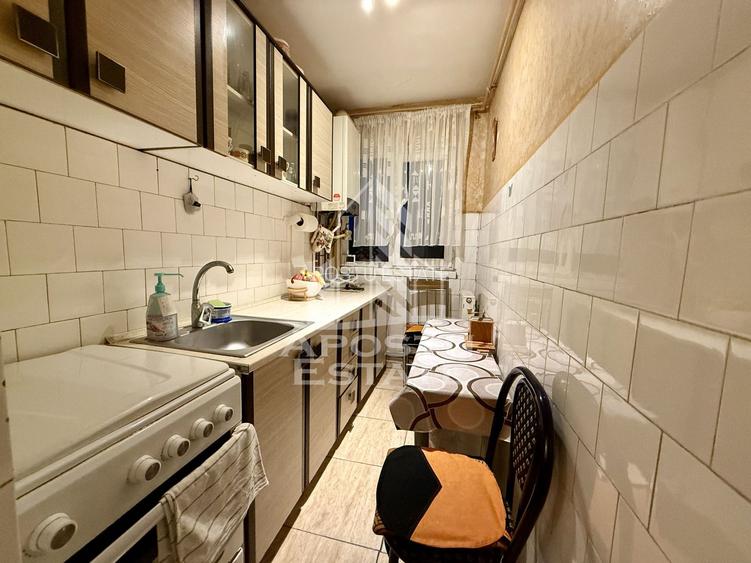 Apartament cu 3 camere, centrala proprie, zona Girocului - 3