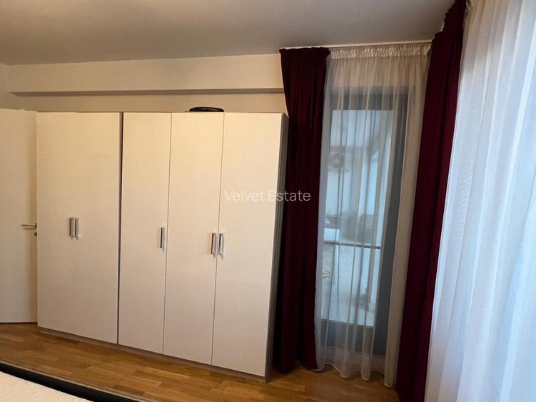 3 CAMERE CU 70 CURTE GENEROASA - 12