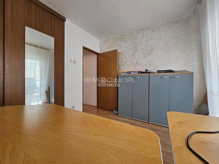 Spatiul ideal pentru sediu firma – 3 camere, etaj 1, Langa Liceul C-tin Cantacuz - 11