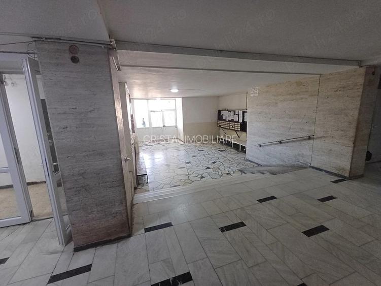 Garsoniera Grand Arena metrou Aparatorii Patriei. - 7