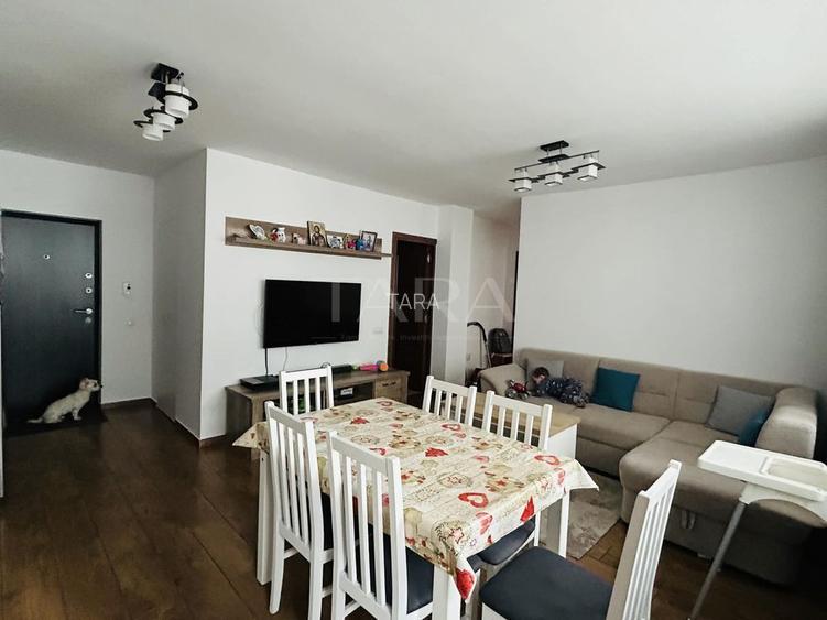 Apartament 3 camere, mobilat și utilat, doua balcoane, parcare. - 2