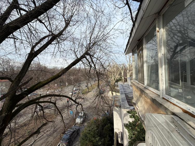 3 camere 2 bai etaj 3 apartament renovat recent, proprietar - 4