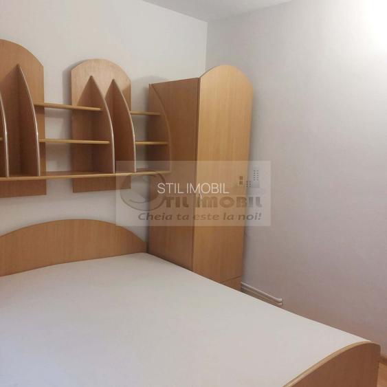 Apartament semidecomandat cu 3 camere - Mircea cel Batran - 400€ - 2