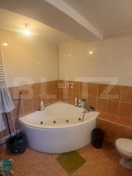 Apartament la casa 4 camere - Bucium - 12