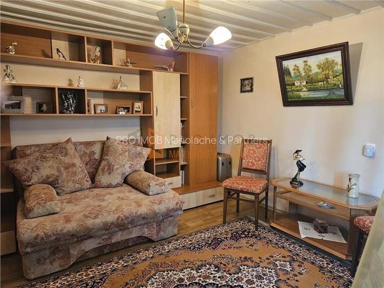 Casa tip parter + beci si teren 4684 mp in Candesti, Vernesti - 13