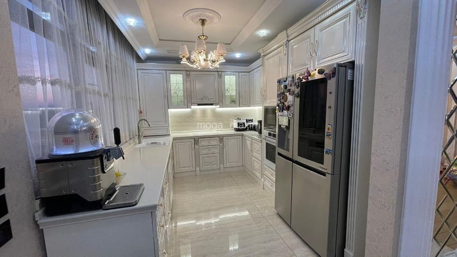 Vila P+2 Cu vedere si deschidere la lac (anunt proprietar!) - 9