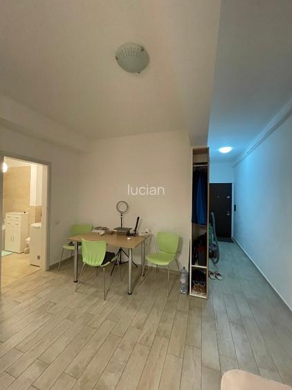 Proprietar , închiriez ap 2camere - 5