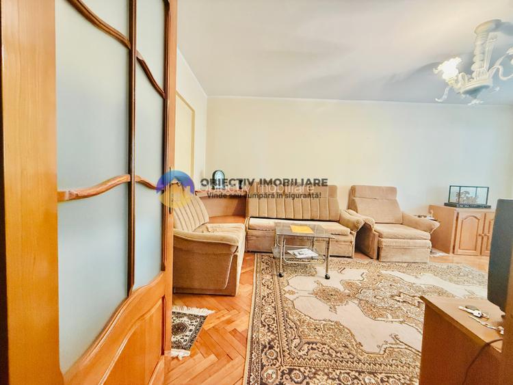 Apartament 3 camere / 2 bai/ ETAJ 2 / 80 mp / constructie 1990 - 2