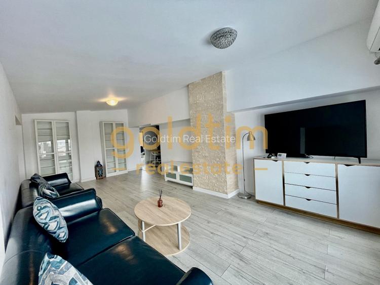 ULTIMUL  ETAJ/LIFT DIRECT/SUPRAFATA GENEROASA/ Trasnformat din 4 camere - 3