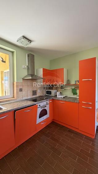 Casă cu vedere spectaculoasă - pentru locuit sau investiție turistică - 8