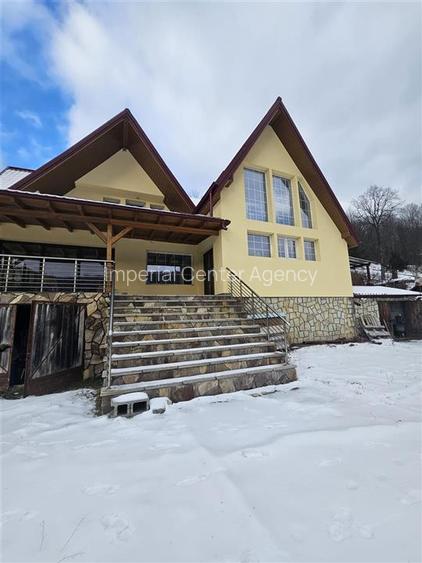 CASA DE VACANTA  CU TEREN DE VANZARE HARJA - 2