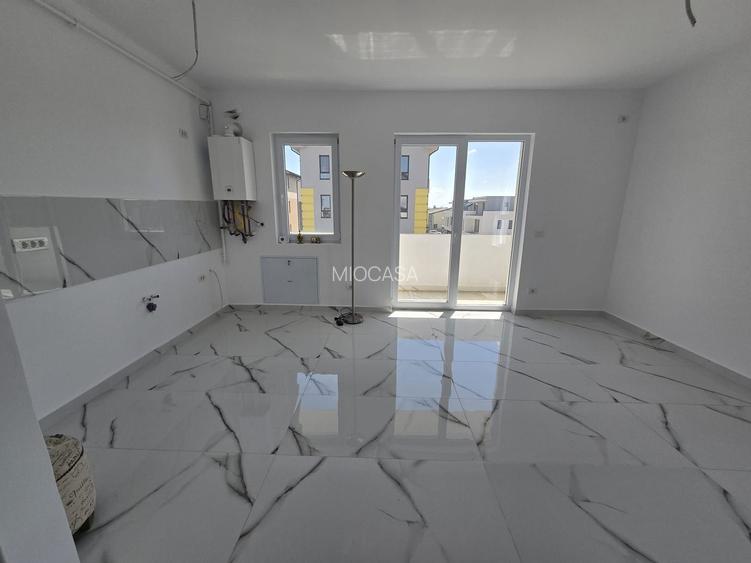 Nou. Disponibil imediat. Decomandat. Etaj intermediar. - 6