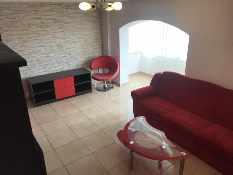 Proprietar, inchiriez apartament la primul etaj - 3