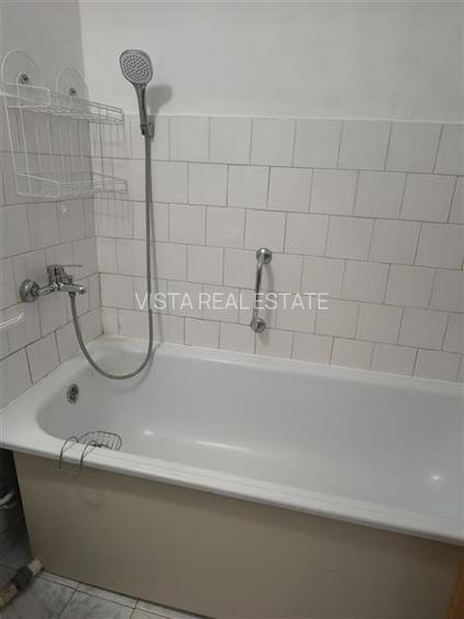 Apartament spre inchiriere, 400 euro in Centrul Civic, Brasov - 16