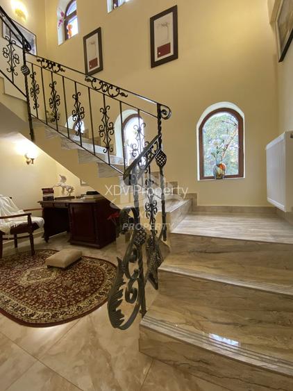 Vila  Frumoasa , individuala ,Sibiu ,6 camere , 5 Bai , mobilata ,utilata - 35