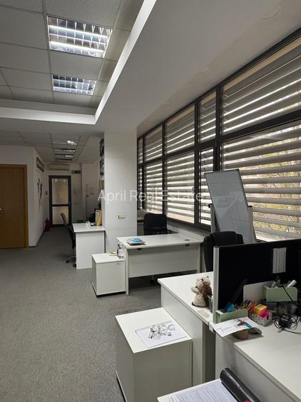 Unirii,sp.birouri,117mp,et.3,renovat,1800Euro/luna - 10