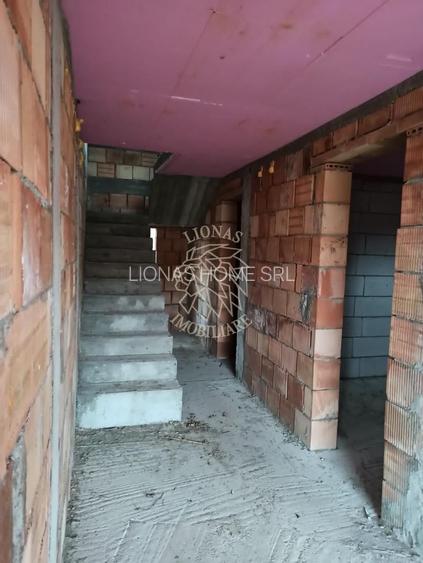 Casa la rosu 212 mp-terasa 25 mp-balcon 11 mp-teren 1034 mp-Teaca - 7