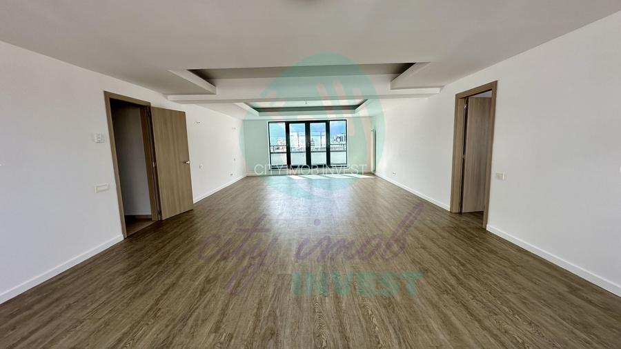 Spatiu cu view si terasa ideal atat pentru birou cat si pentru locuinta - 3