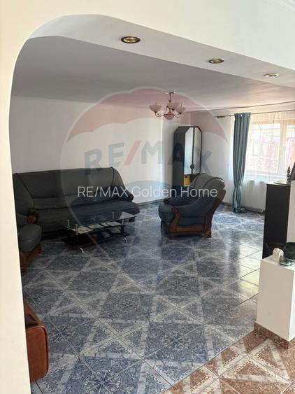 Casă cu 7 camere de vânzare in apropiere de Focsani - 6