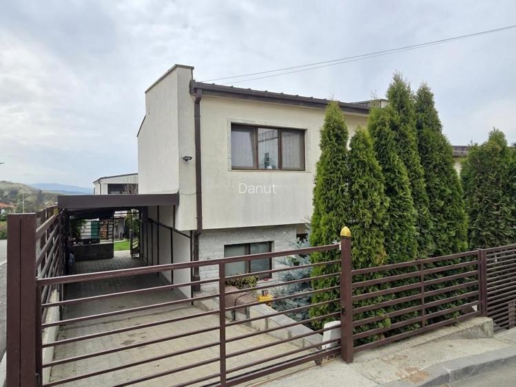 Casa de vanzare, Str. Narciselor, Zona VIVO - 16