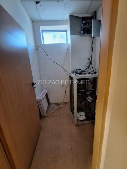 FAR - bd. 1 Mai, spatiu comercial 98 mp. - 12