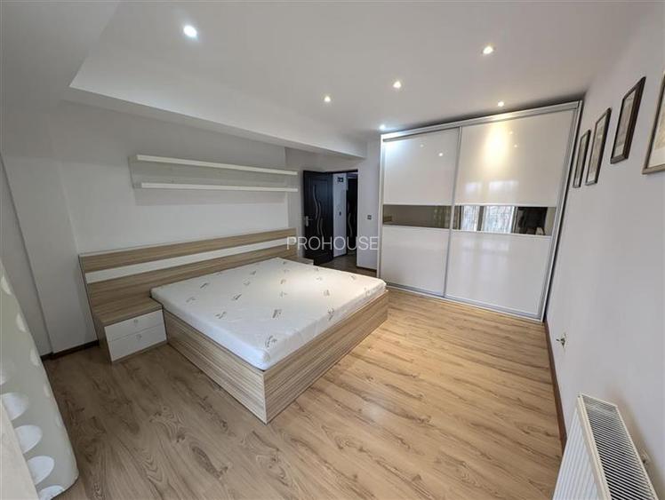 Chirie vila in oras - curte - mobilata si utilata - 17