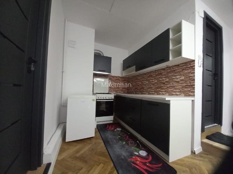 Apartament 2 camere de de vanzare – Str. Piața Mare nr. 6, et. 1 - 3