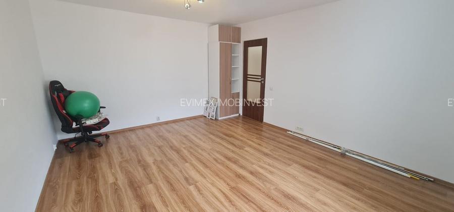 Decebal Piata Muncii Apartament spatios 3 camere - 6