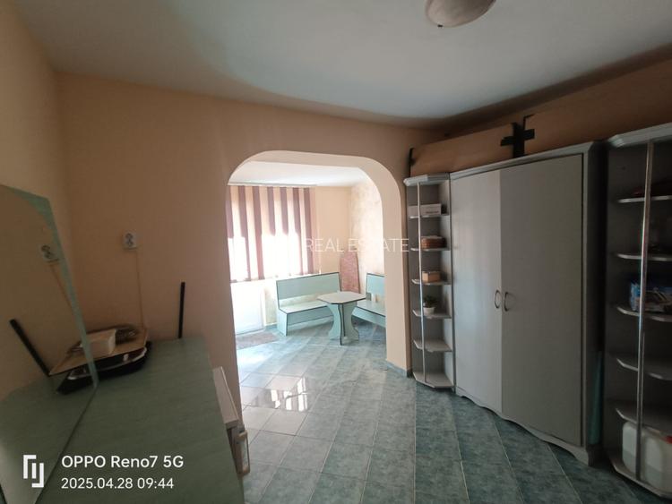 Apartament cu 3 camere și spațiu comercial de vânzare in Reghin str. Făgărașului - 3