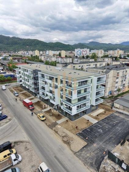 Apartament 2 camere,Mărgeanului ,bloc nou ,etaj 2  - 3