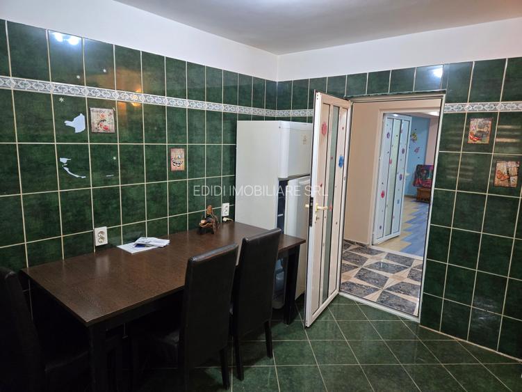Vanzare 3 Camere Miliari, Metrou Pacii, Piata Apusului - 9