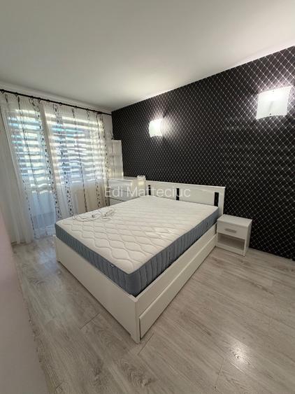 Închiriez apartament 2camere - 4