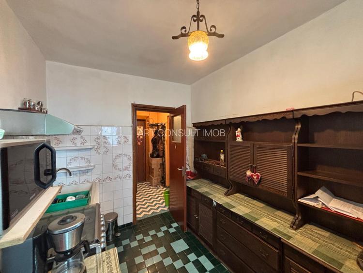 Apartament 3 Camere | Gorjului | Balcon | Necesita Renovare | Proximitate Metrou - 12