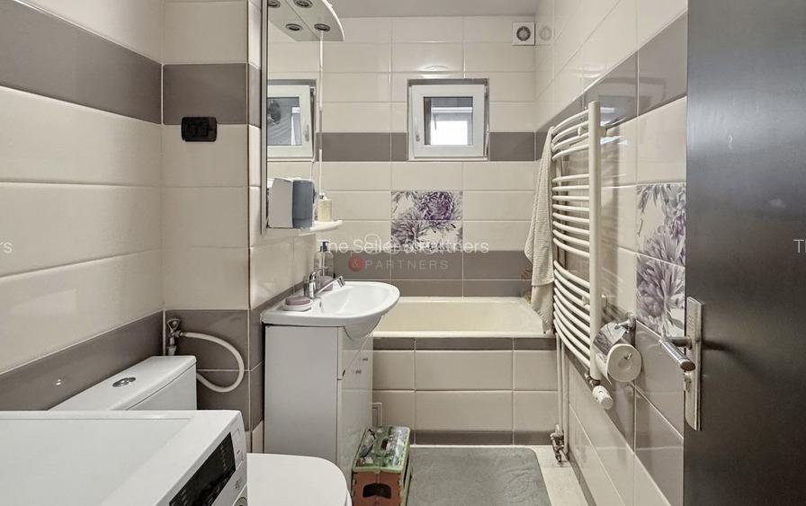 Aproape De Zona Comerciala - 7