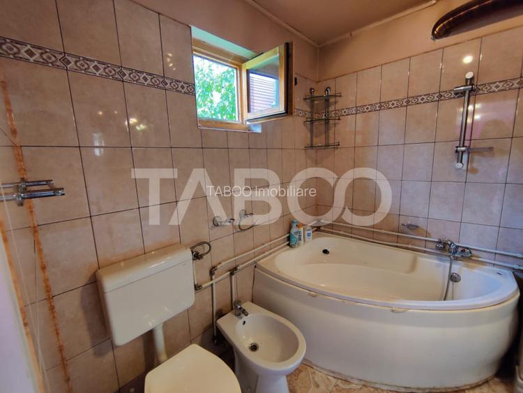 Comision 0% Casa de vanzare 4 camere 2 bai teren 266 mp Saliste Sibiu - 14