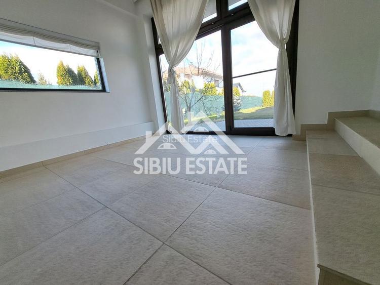 Casa Sibiu, terase panoramice, garaje, teren mare, Sura Mica - 15