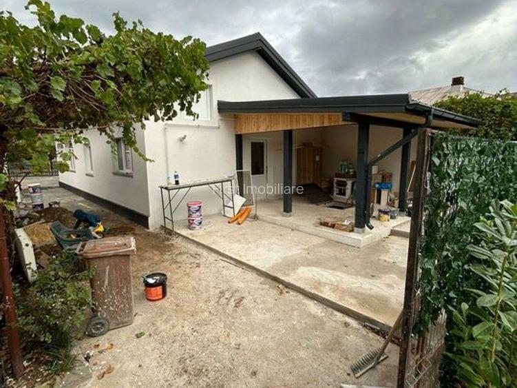 Ofer spre inchiriere casa individuala,renovata,3 camere - 3