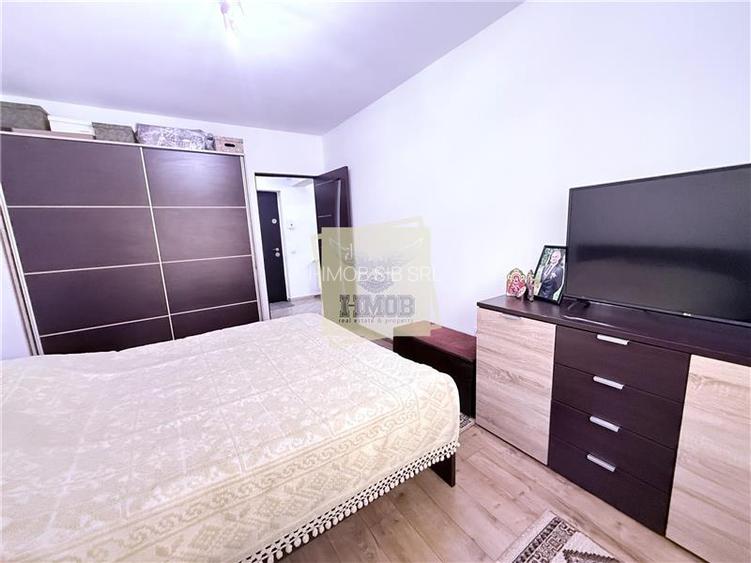 Apartament complet utilat 3 camere balcon parcare zona Mandra - 10