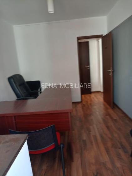 Mosilor apartament spatios pentru BIROURI - 11
