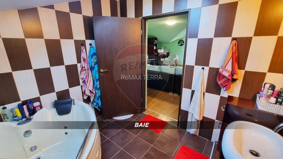 Casă / Vilă cu 5 camere de vânzare în zona Orasul Vechi - 17