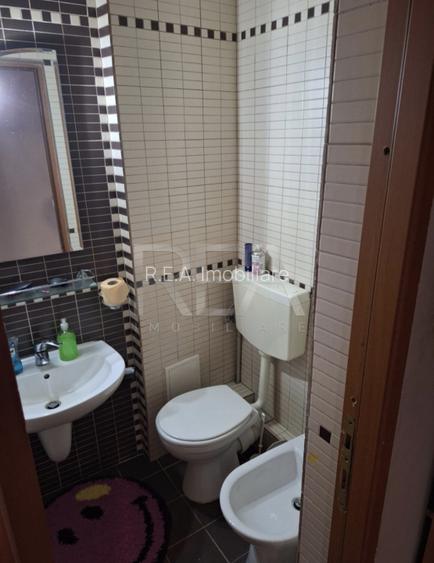 3 camere, et 8/10, bloc 1978-Drumul Taberei - 6